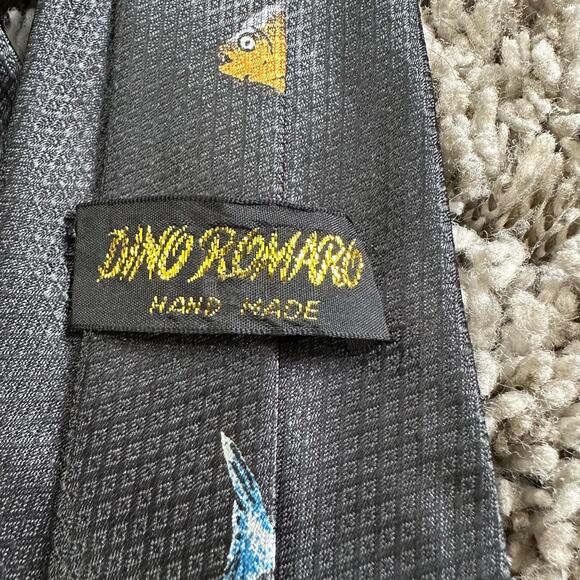 Dino Romaro Hand Made Fish Tie Black Background Handmade - Picture 6 of 7